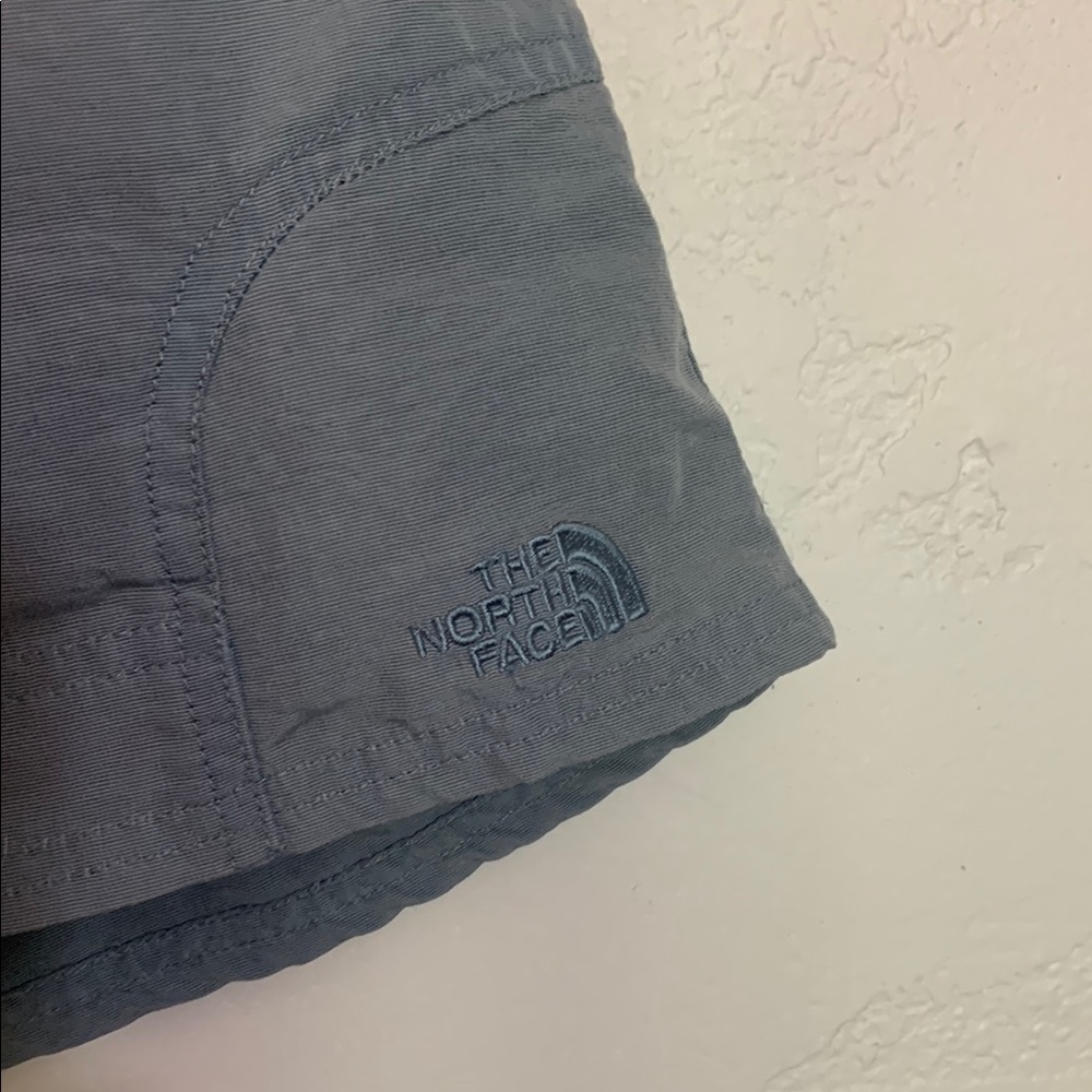 North Face Shorts - Picture 2 of 4
